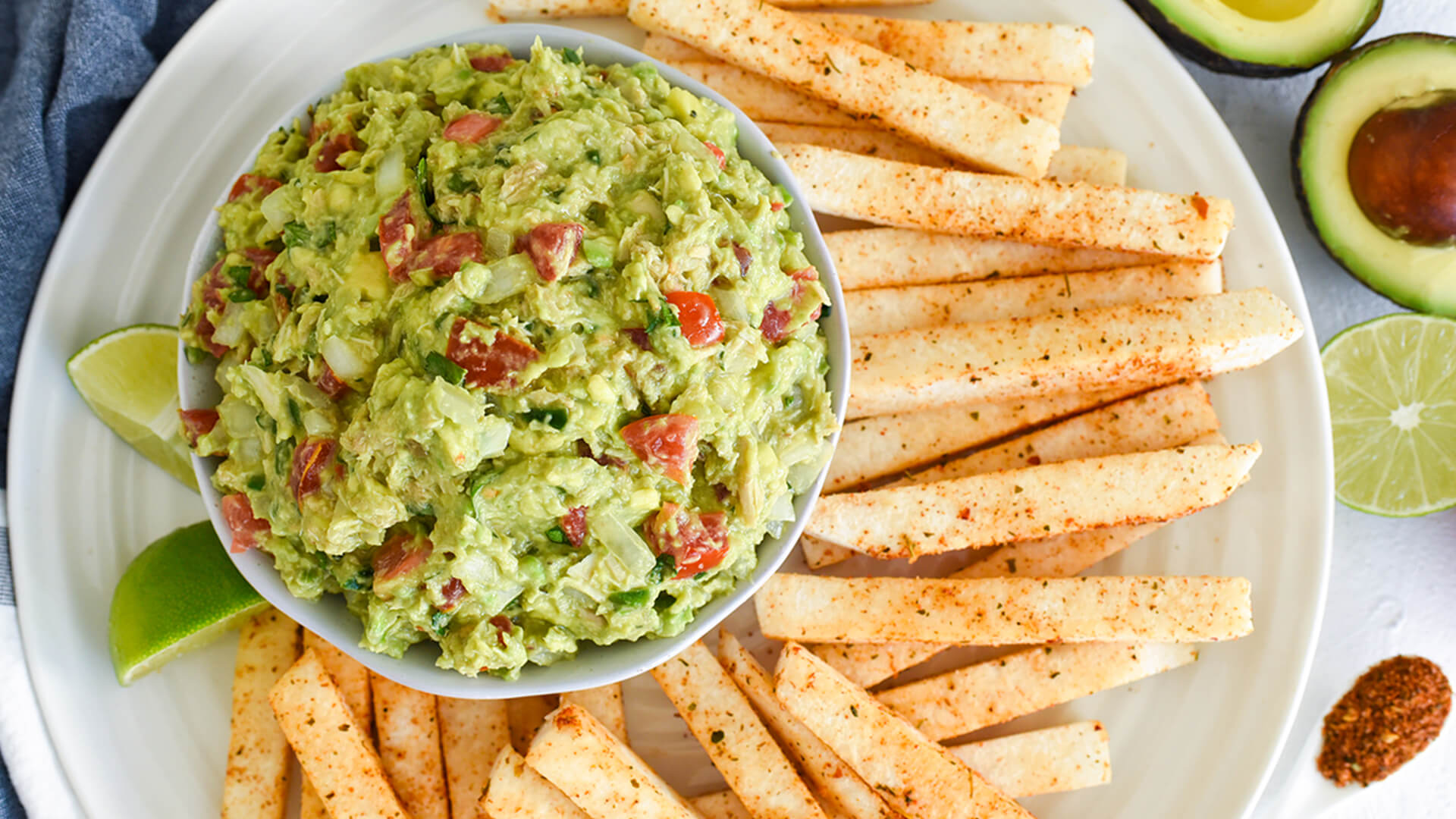 Tuna Guacamole With Jicama Chips Recipe | Bumble Bee Seafoods