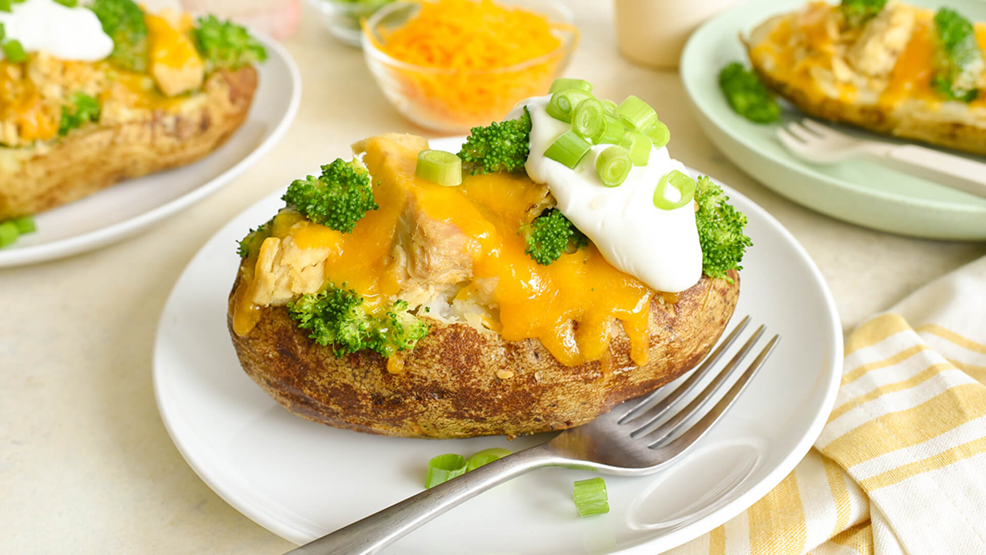 Tuna & Broccoli Loaded Potato Recipe | Bumble Bee Seafoods